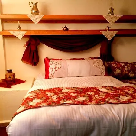 Mi̇esha Ottoman Palace Apartment
