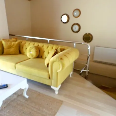 Mi̇esha Ottoman Palace Apartment