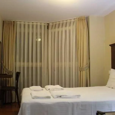 Hotel Mono