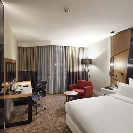 Hotel Mercure West & Convention Center 5*
