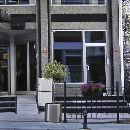 Lamartine Hotel 4*
