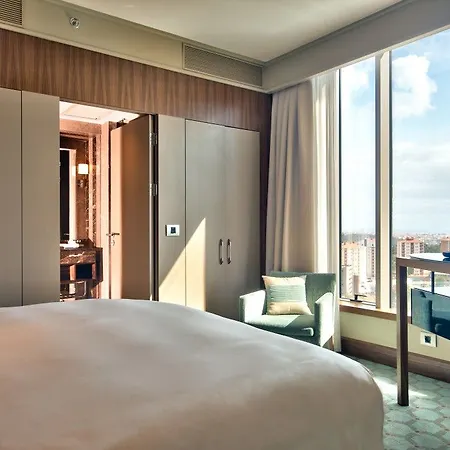 Renaissance Polat Bosphorus 5* איסטמבול