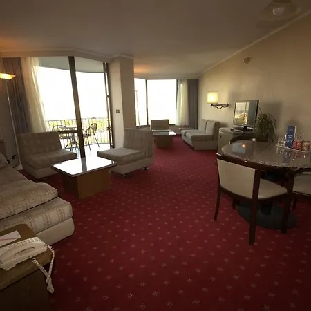 Atakoey Marina 4*