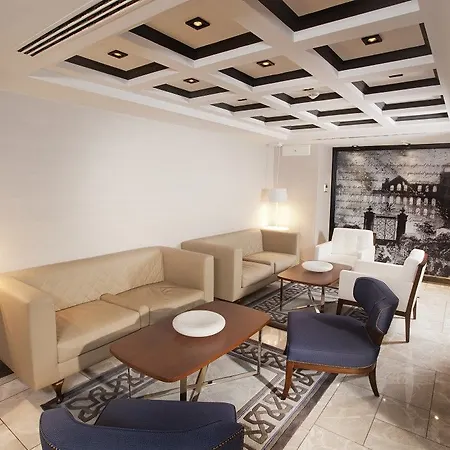 La Hotel 4*