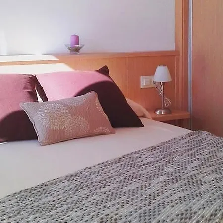 Otel Expoist 3*