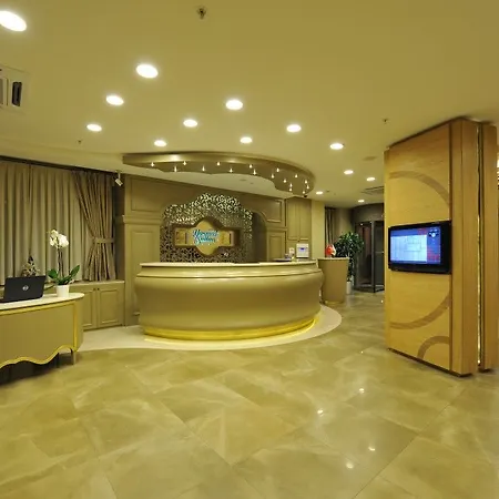 Yasmak Sultan Istanbul