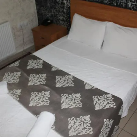 Oz Guven Istanbul