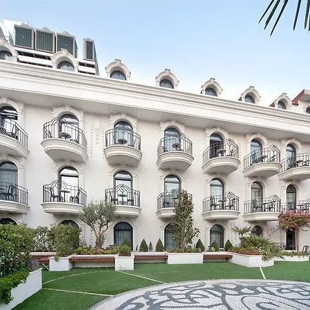 Sura Design & Hotel 4*