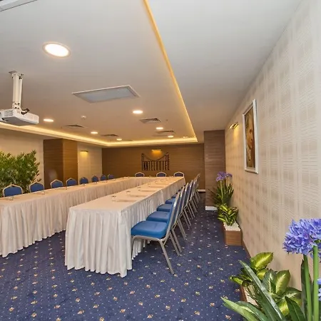 Отель Inntel 4*