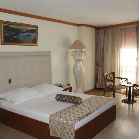Galata Palace Hotel 2*