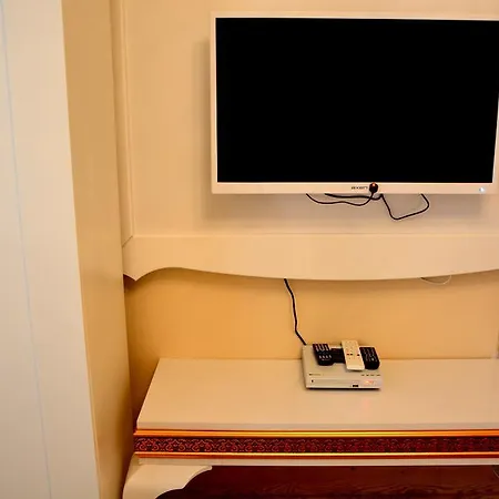 Mi̇esha Ottoman Palace Apartment