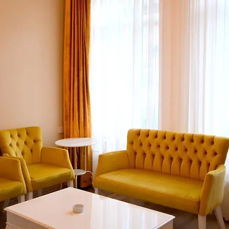 Apartment Mi̇esha Ottoman Palace *