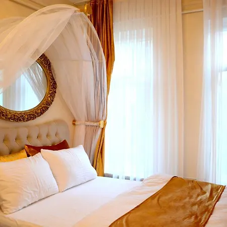 Apartment Mi̇esha Ottoman Palace