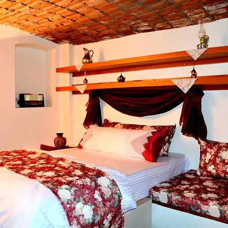 Apartment Mi̇esha Ottoman Palace *