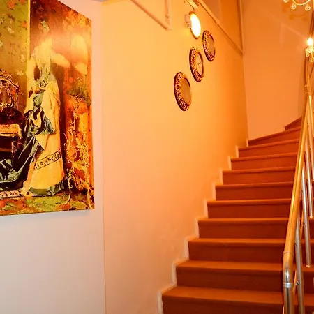 Mi̇esha Ottoman Palace