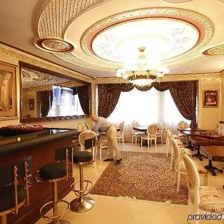 Taksim Square Hotel 4*