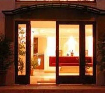 Sude Hotel