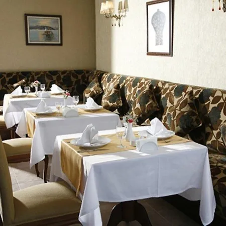Otel Azade