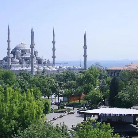 Esra Sultan Petrol Hotel