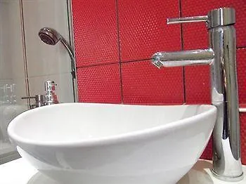 Elma Suites 3*
