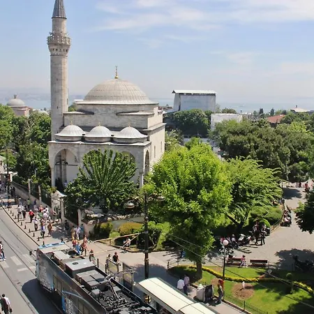 Esra Sultan Petrol 3*