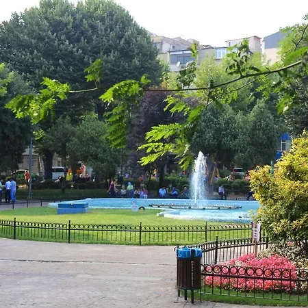 Uyar Apt Apartment