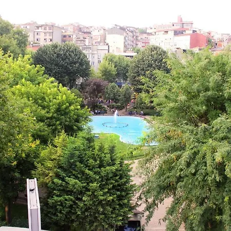 Apartment Uyar Apt Istanbul
