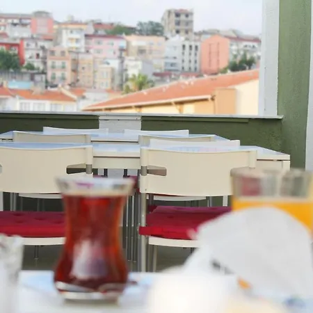 Apartment Uyar Apt Istanbul