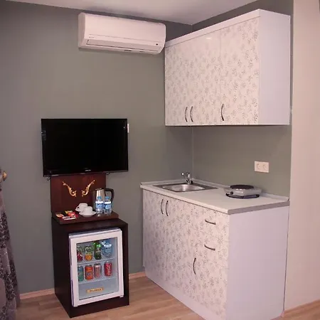 Uyar Apt Istanbul