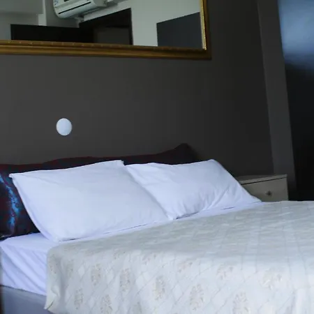 Esra Sultan Petrol 3* Istanbul