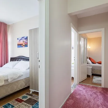 Blue Mosq- Luxury & Cozy Homes Apartment