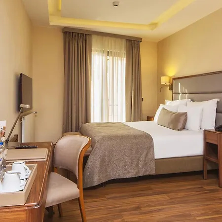 Morione & Center Otel 4*