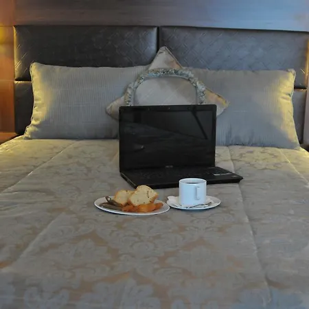Rhiss Maltepe Otel