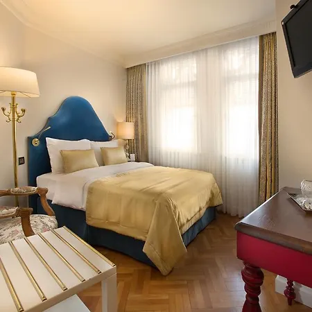 Hotel Valide Sultan Konagi 4*