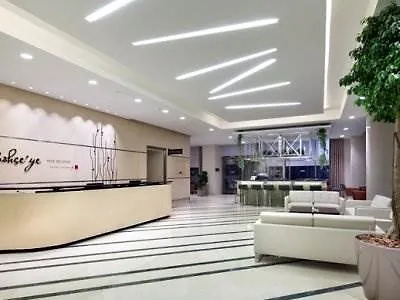伊斯坦布尔贝利克杜祖希尔顿花园酒店