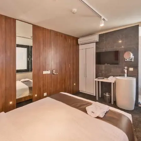 Duo Galata Otel