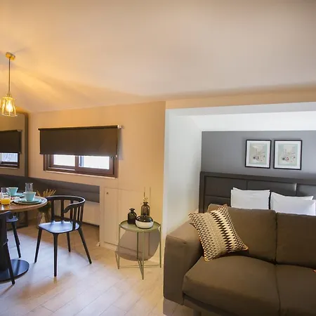 Aparthotel Cityloft 36 3*