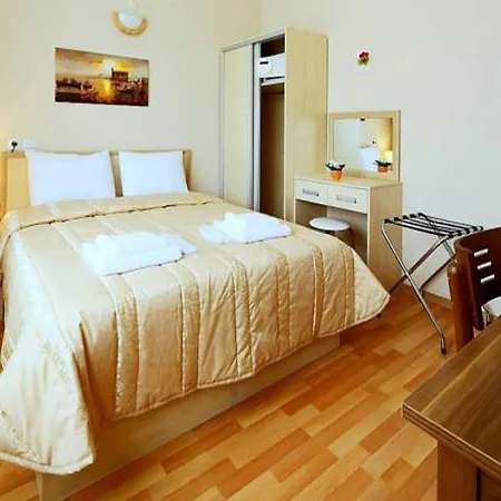 Ates Clco House 3*