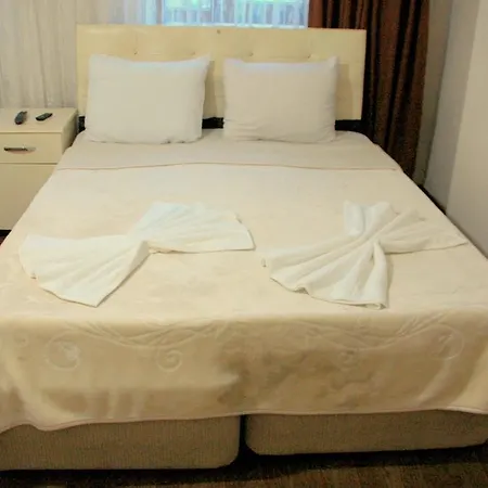 Sur 1 Hotel 2*