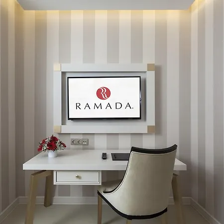 מלון Ramada & Sisli 4*