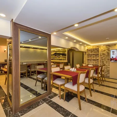 Hotel Marmara Place Old 4*