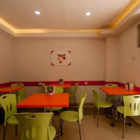 Kamondo Rooms 2*