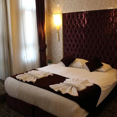 Diamond Royal 3*