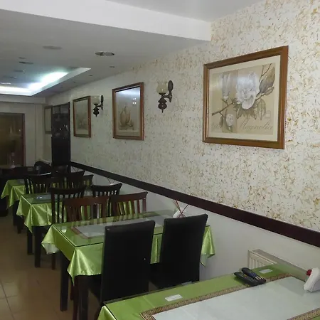 Port Hotel