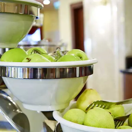Marmara Place Old Hotel Istanbul