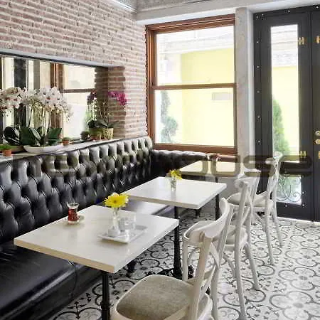 Nexthouse Pera (adults Only) 4* Стамбул