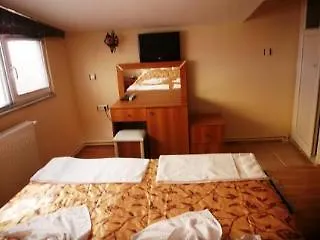 Holiday Time Hotel 3*