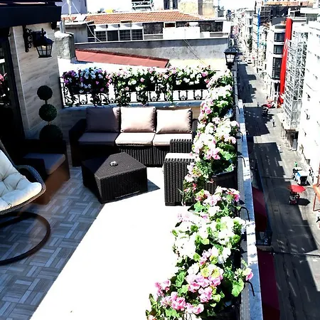 Bonne Sante Hotel