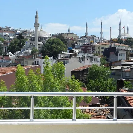 Apartment Hagia Sophia *