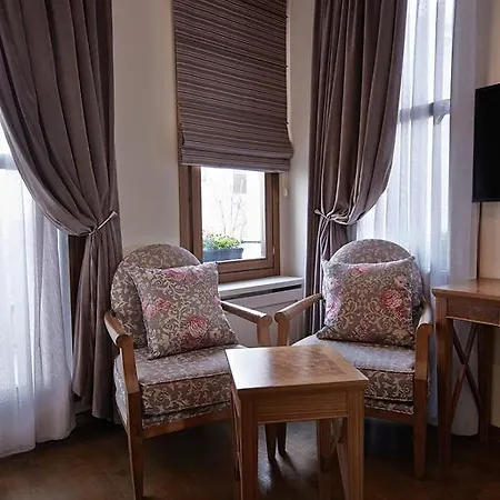 Arart Hotel 3*